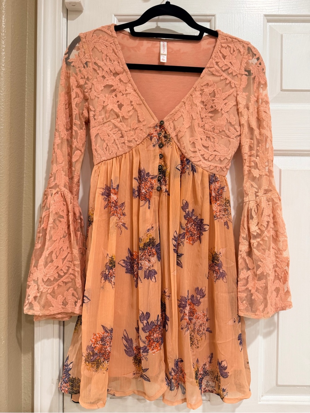 Xhilaration Peach Floral Lace Long Sleeve Dress